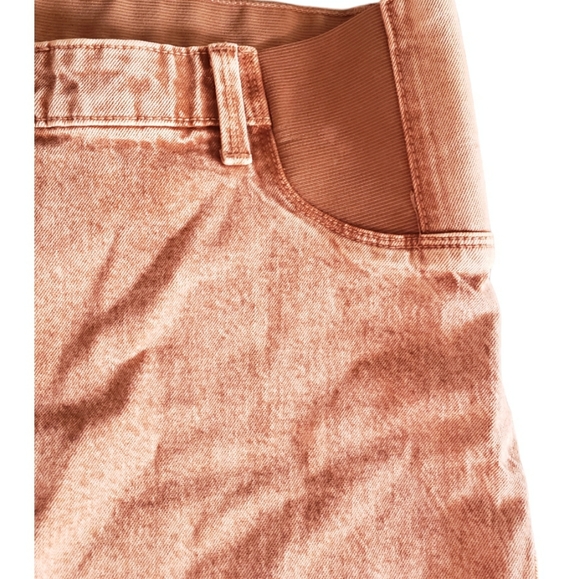 NWT WOMEN'S INGRID & ISABEL MATERNI CARPENTER DISTRESSED DENIM SHORTS - Picture 6 of 9